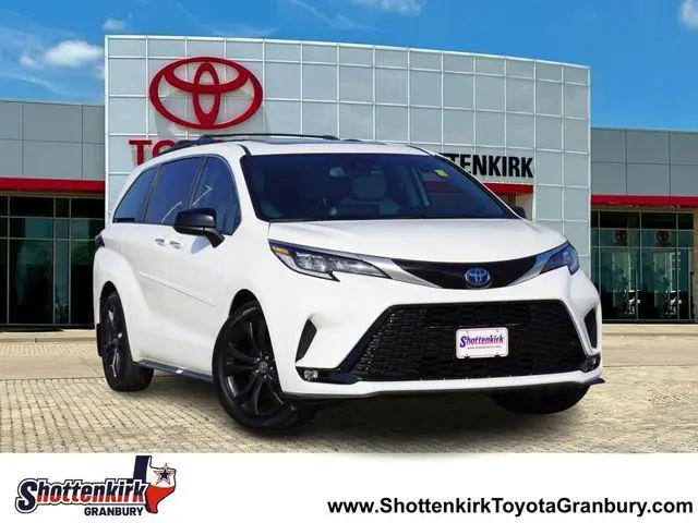 2023 Toyota Sienna XSE for sale in Granbury, TX