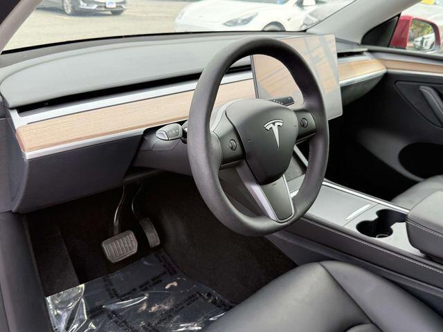 2024 Tesla Model Y Long Range Single Motor Rear-Wheel Drive 2024 Tesla Model Y Long Range Single Motor Rear-Wheel Drive