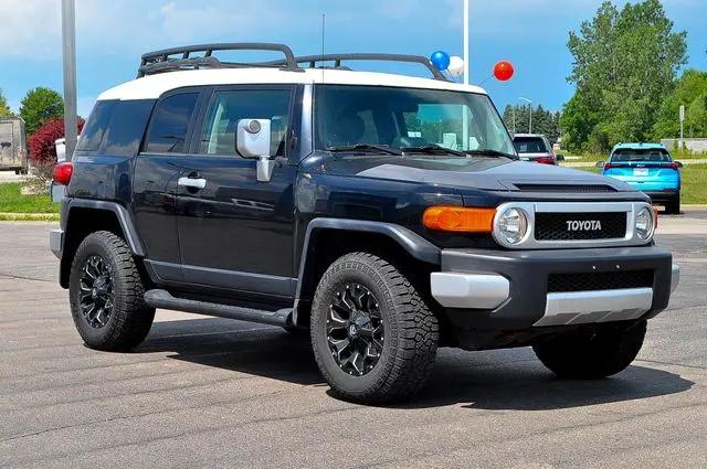 2008 Toyota FJ Cruiser Base for sale in Milan, MI