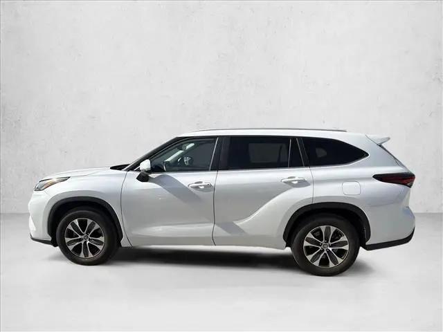 2024 Toyota Highlander XLE