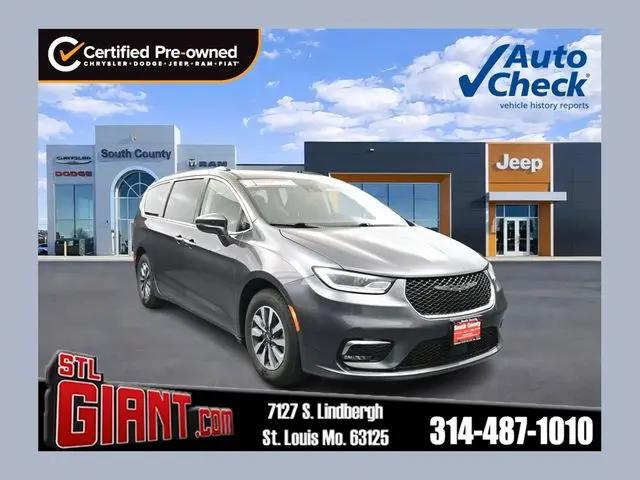2021 Chrysler Pacifica Touring L for sale in St. Louis, MO