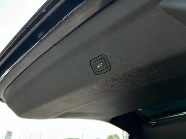 2021 GMC Yukon 4WD Denali