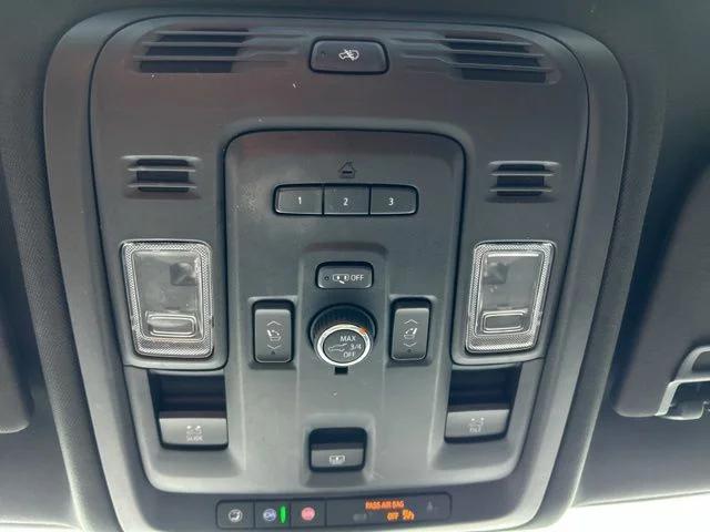 2021 GMC Yukon 4WD Denali