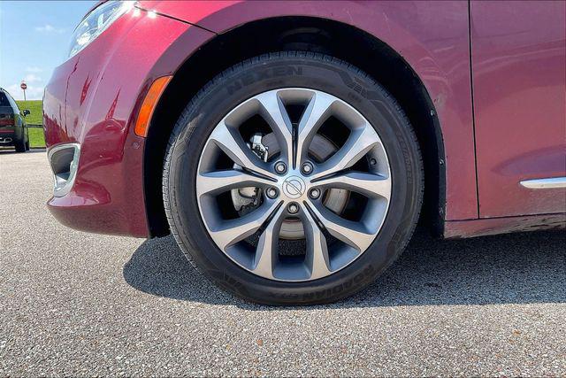 Used 2019 Chrysler Pacifica Limited For Sale in Millington, TN