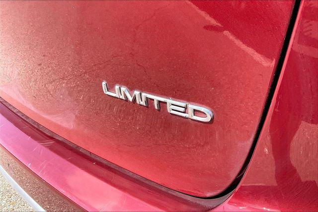 Used 2019 Chrysler Pacifica Limited For Sale in Millington, TN