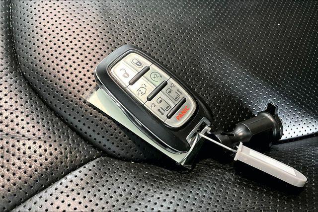 Used 2019 Chrysler Pacifica Limited For Sale in Olive Branch, MS