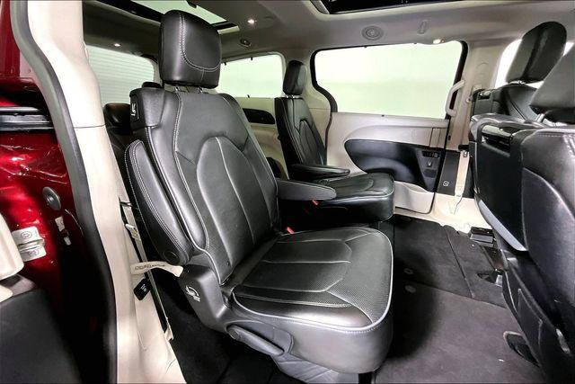 Used 2019 Chrysler Pacifica Limited For Sale in Olive Branch, MS