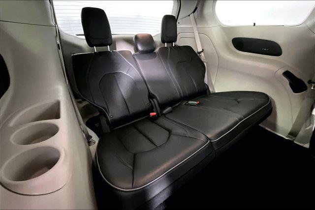 Used 2019 Chrysler Pacifica Limited For Sale in Olive Branch, MS