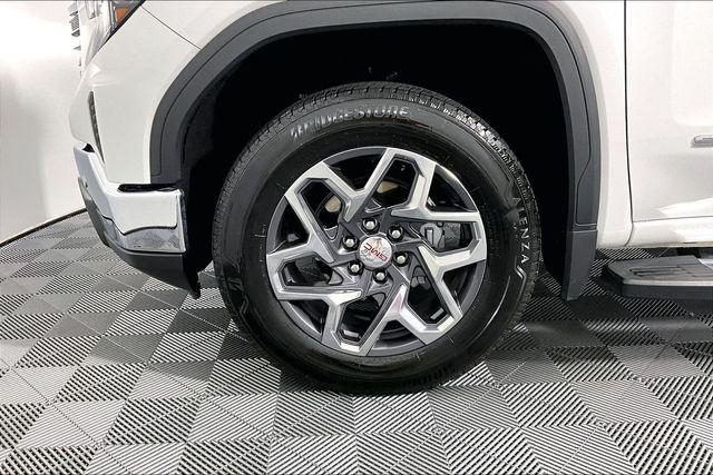 Used 2025 GMC Sierra 1500 4WD Crew Cab Short Box SLT For Sale in Olive Branch, MS
