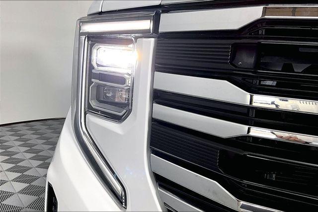 Used 2025 GMC Sierra 1500 4WD Crew Cab Short Box SLT For Sale in Olive Branch, MS