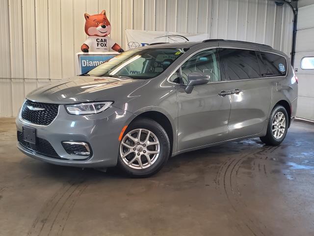 2022 Chrysler Pacifica Touring L for sale in Portage, MI