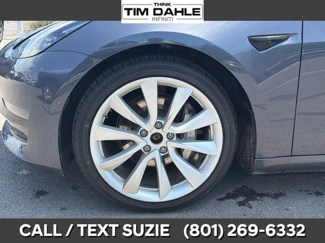 2022 Tesla Model 3 Long Range Dual Motor All-Wheel Drive