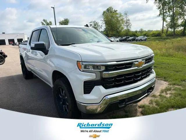 2024 Chevrolet Silverado 1500 4WD Crew Cab Short Bed LT for sale in Standish, MI
