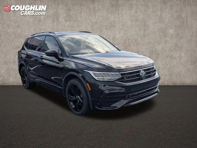 2023 Volkswagen Tiguan 2.0T SE R-Line Black for sale in Heath, OH