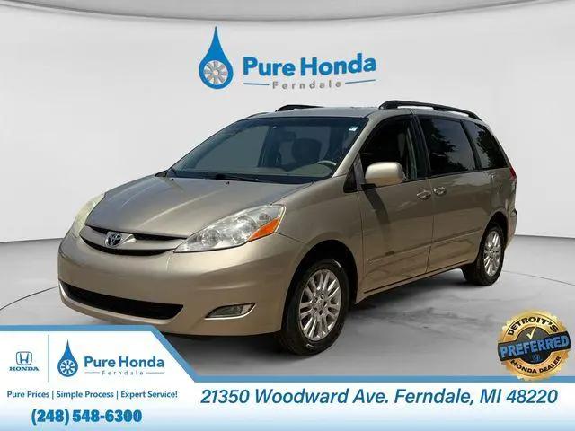 2010 Toyota Sienna XLE for sale in Ferndale, MI