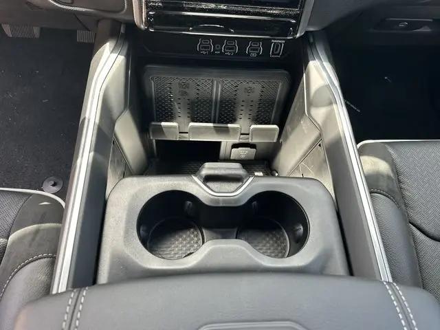 2026 Ram 1500 Laramie Crew Cab 4x2 57 Box