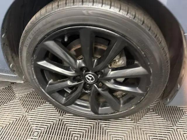 2023 Mazda Mazda3 2.5 S Carbon Edition