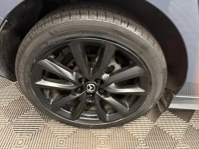 2023 Mazda Mazda3 2.5 S Carbon Edition