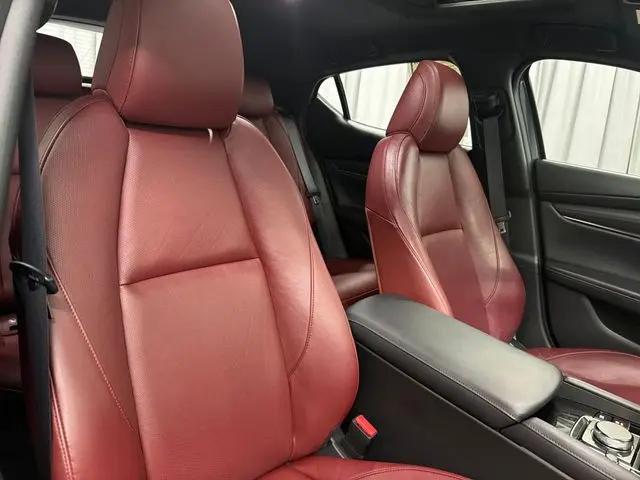 2023 Mazda Mazda3 2.5 S Carbon Edition