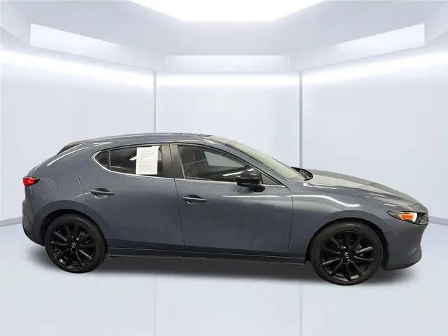 2023 Mazda Mazda3 2.5 S Carbon Edition