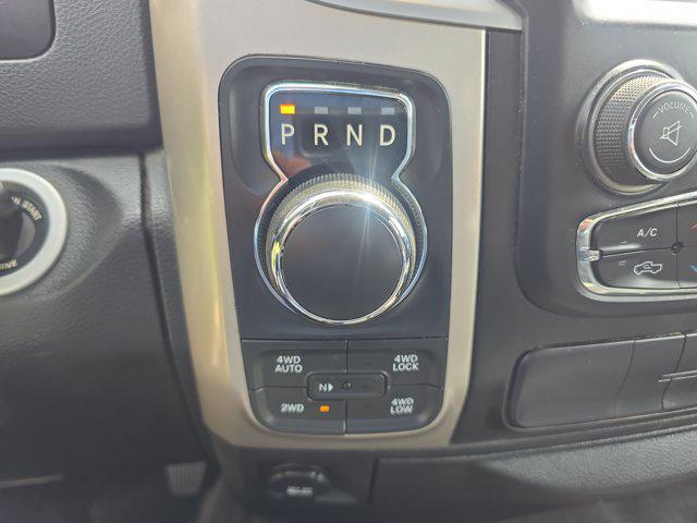 2017 Ram 1500 Big Horn Crew Cab 4x4 57 Box