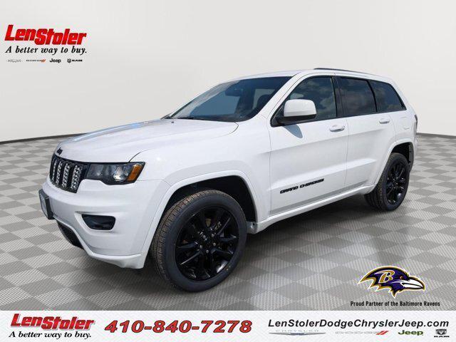 2020 Jeep Grand Cherokee Altitude 4x4 2020 Jeep Grand Cherokee Altitude 4x4