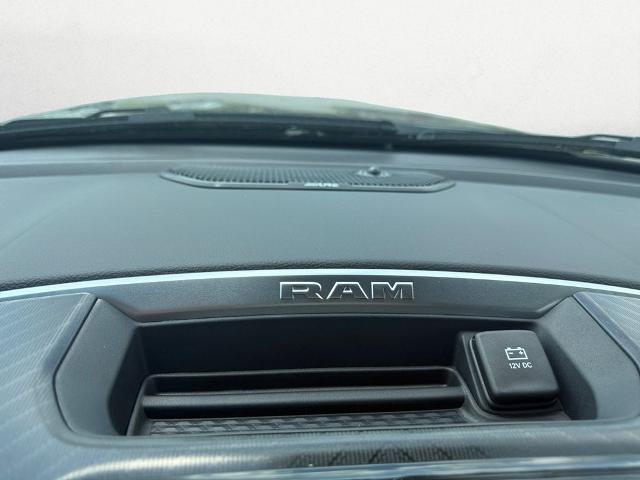 2025 Ram 1500 Big Horn Crew Cab 4x4 5'7" Box