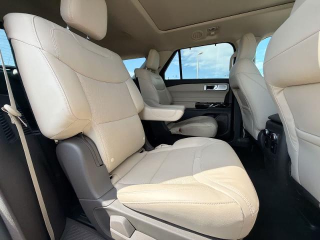 2023 Ford Explorer Platinum