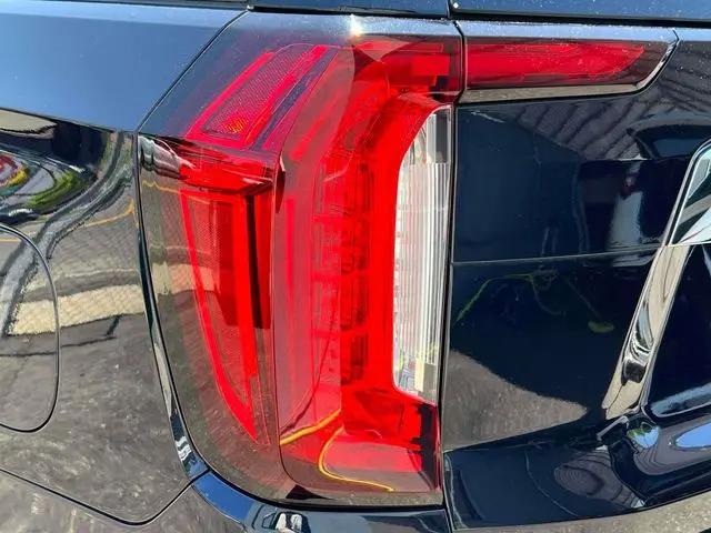 2021 GMC Yukon 2WD SLT