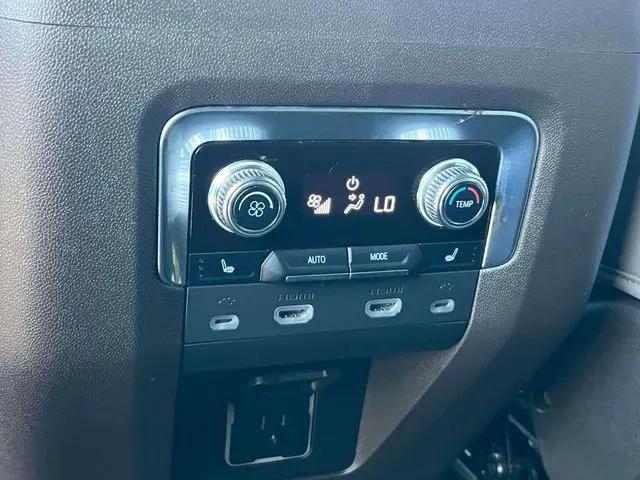 2021 GMC Yukon 2WD SLT
