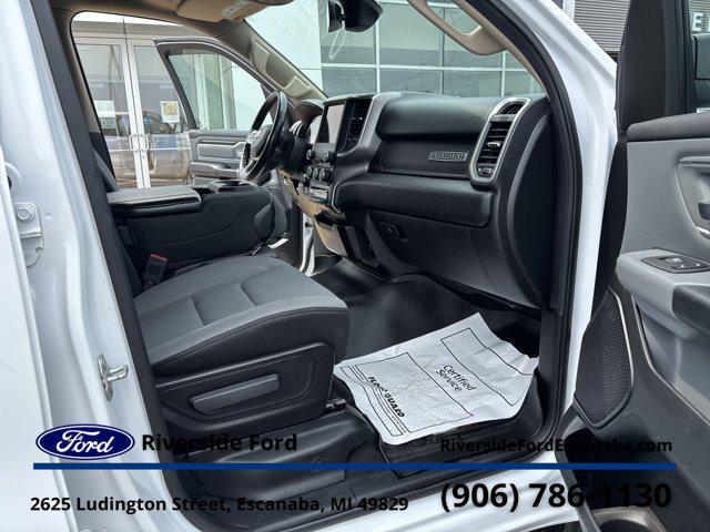 2019 Ram 1500 Big Horn/Lone Star Crew Cab 4x4 5'7" Box