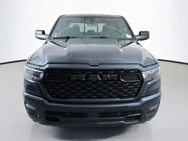 2026 Ram 1500 Express Crew Cab 4x4 57 Box