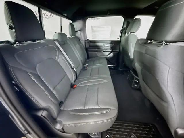 2026 Ram 1500 Express Crew Cab 4x4 57 Box
