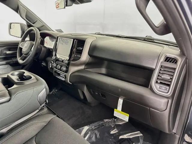 2026 Ram 1500 Express Crew Cab 4x4 57 Box