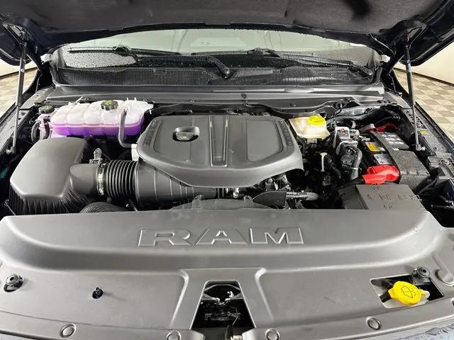 2026 Ram 1500 Express Crew Cab 4x4 57 Box