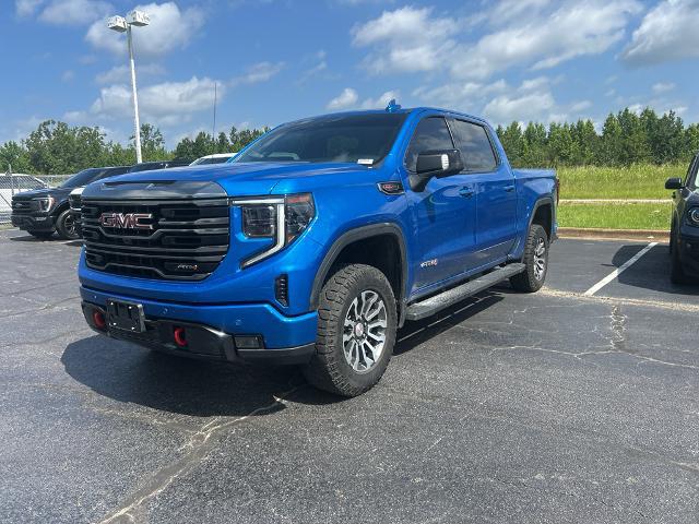 2023 GMC Sierra 1500 4WD Crew Cab Short Box AT4
