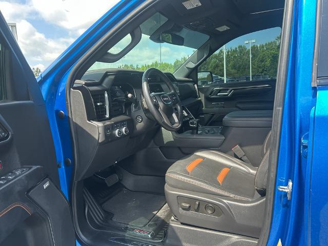 2023 GMC Sierra 1500 4WD Crew Cab Short Box AT4