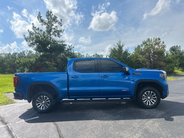 2023 GMC Sierra 1500 4WD Crew Cab Short Box AT4