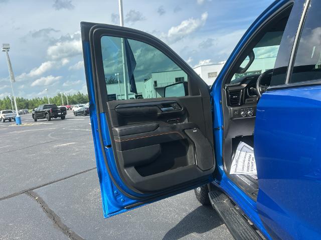 2023 GMC Sierra 1500 4WD Crew Cab Short Box AT4