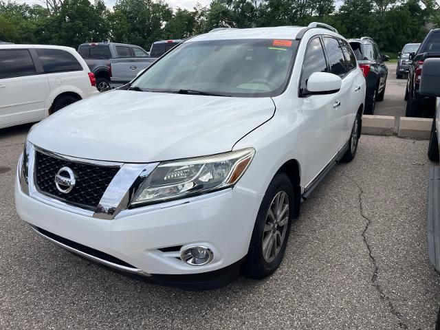 2014 Nissan Pathfinder SL for sale in Sterling Heights, MI