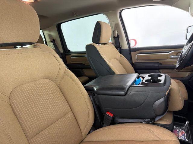2021 Ram 1500 Big Horn Crew Cab 4x2 5'7" Box