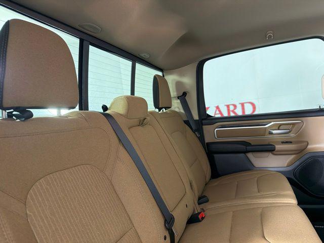 2021 Ram 1500 Big Horn Crew Cab 4x2 5'7" Box