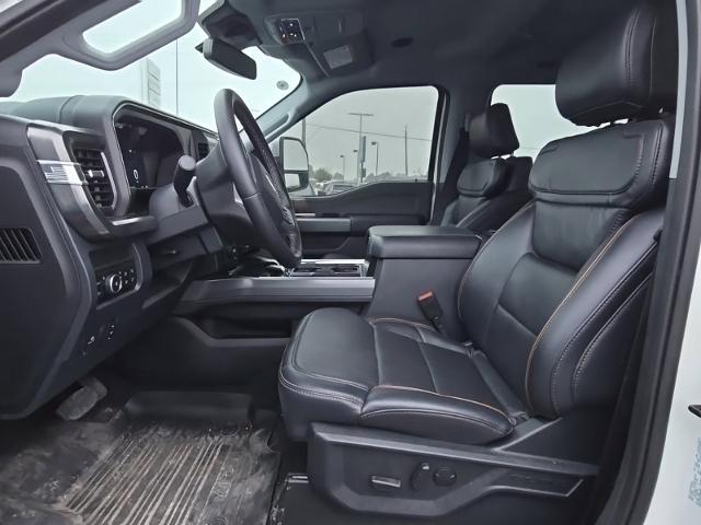 2025 Ford F-450 LARIAT