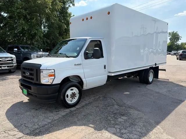 2024 Ford E-450 Cutaway E-450 for sale in Roselle, IL