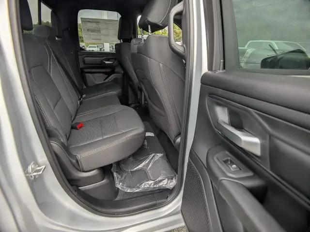 2026 Ram 1500 Express Quad Cab 4x4 64 Box