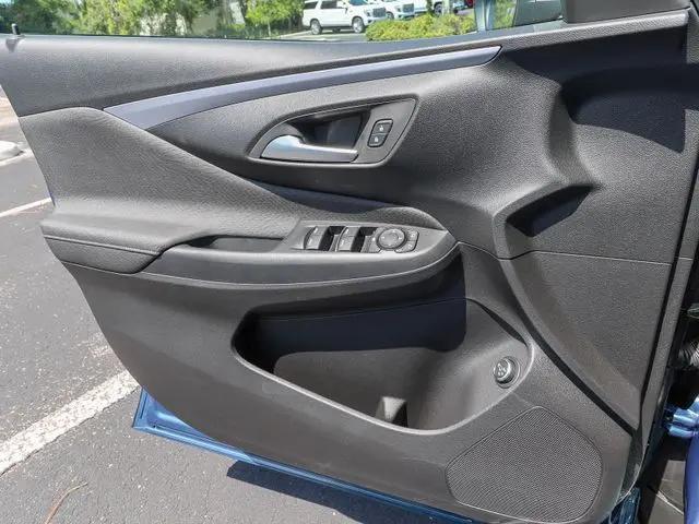 2026 Buick NV Preferred FWD
