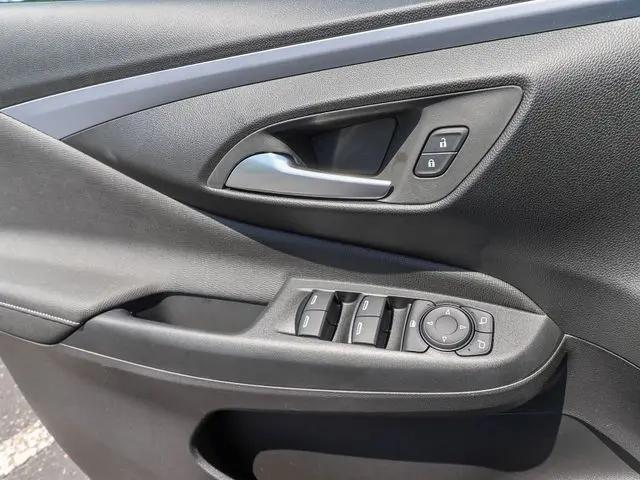 2026 Buick NV Preferred FWD