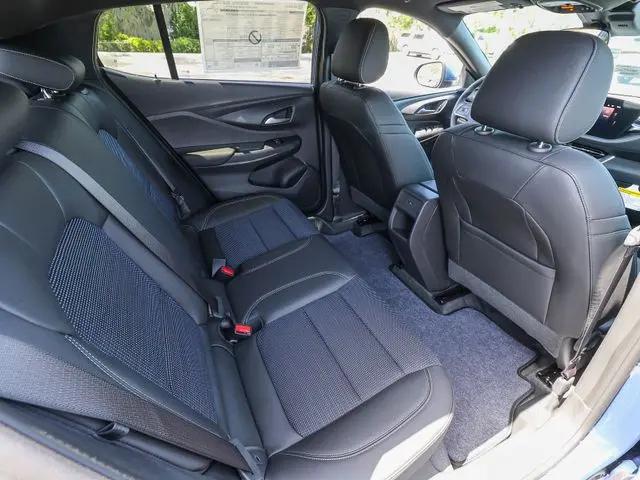 2026 Buick NV Preferred FWD