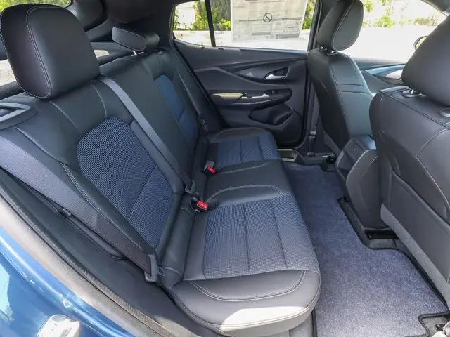 2026 Buick NV Preferred FWD