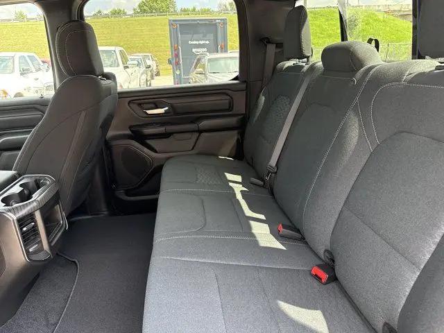 2026 Ram 1500 Express Crew Cab 4x4 57 Box